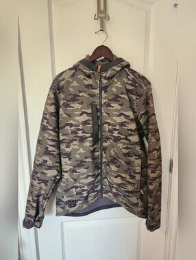 Men's Camo Helly Hansen Work Wear Jacket Size Large